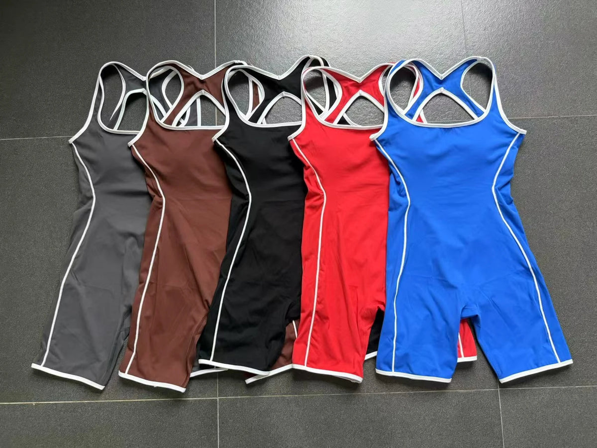 Summer New Gym Romper Padded Outdoor Sports Jumpsuit Hollow Open Back Yoga Suit Dance Sports Bodysuit Hip Lift Workout Yoga Sets