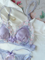 MOYISU Luxury Classic Thin Embroidery Light Luxury Silk French Underwear Sexy Pure Desire Lace Bra Set Small Chest Triangle Cup