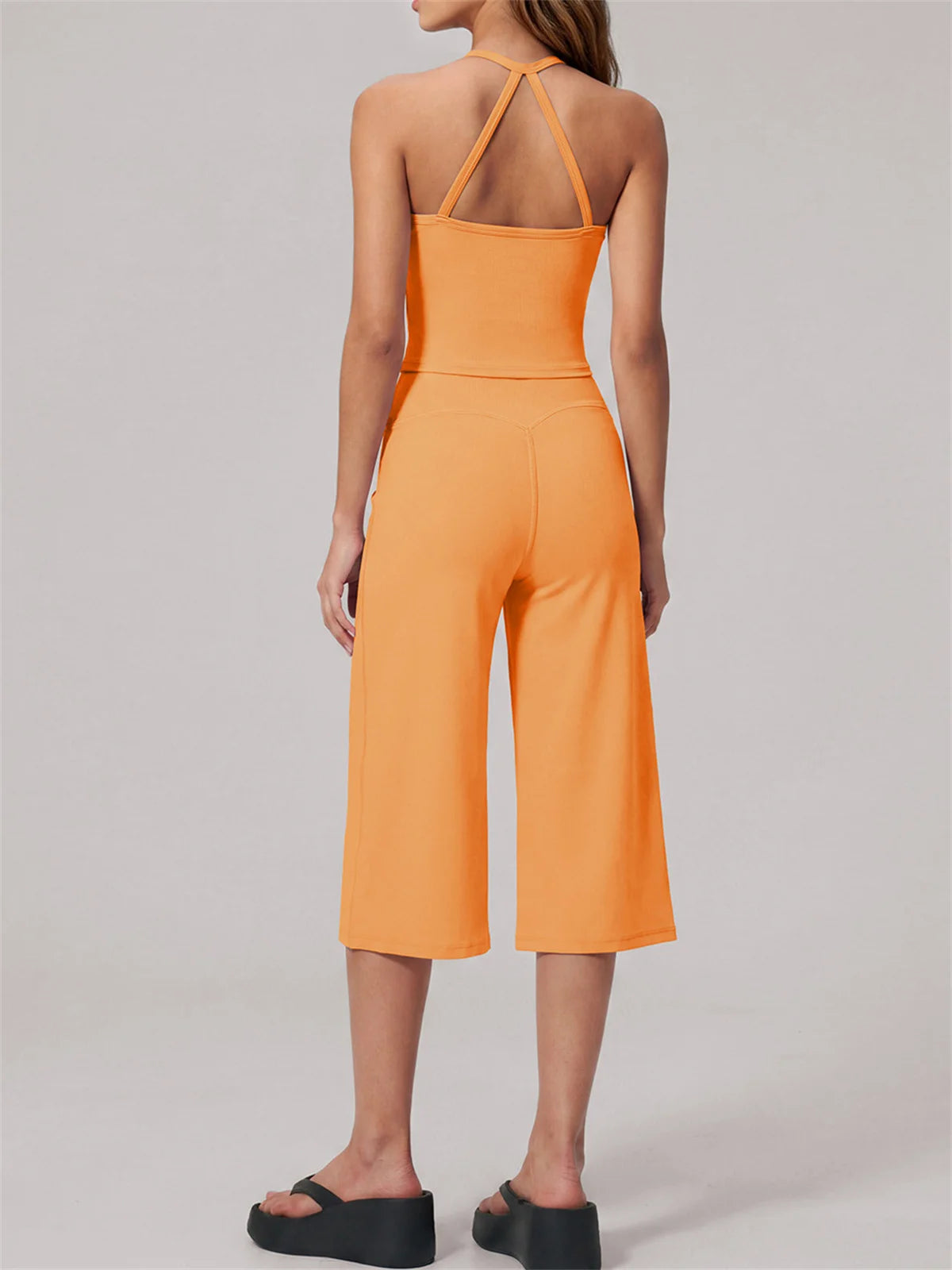 Hanging Neck Camisole Yoga Sets Women Nude Hollow Back Cross Slim Sports Tank Top High Waist Wide Leg Capri Pants Fitness Suits