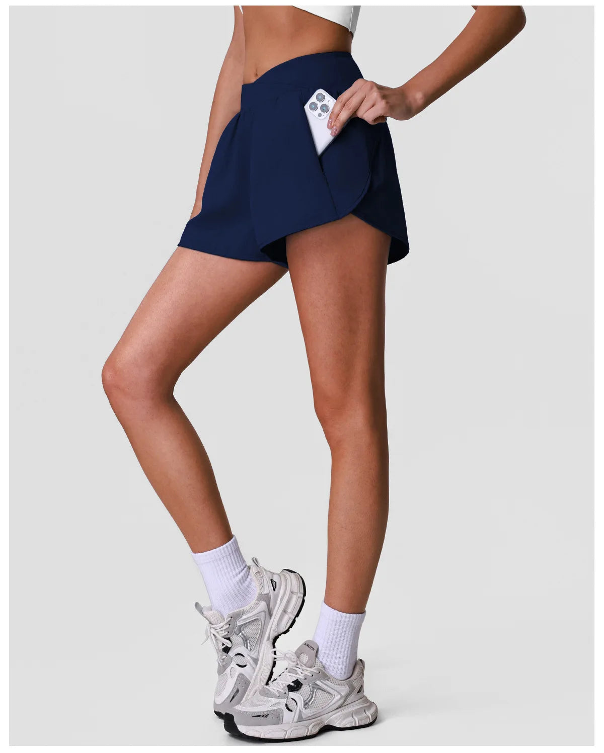 Summer Breathable Yoga Shorts V High Waist Pocket Loose Sports Pants Quick Drying Hip Lifting Running Training Fitness Shorts