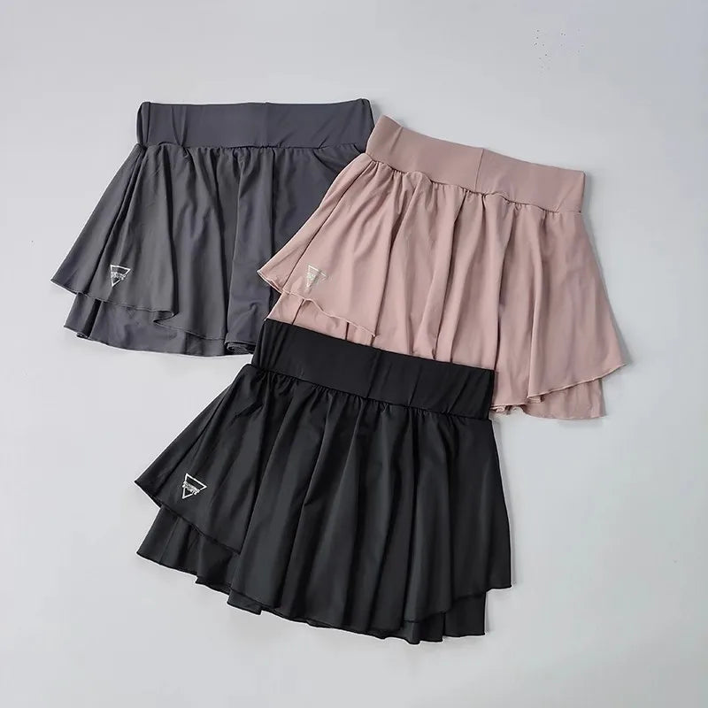 Women's Quick Drying Sports Short Skirt Fake Two-Piece Running Half Skirt Hip Blocking Anti Glare Breathable Tennis Skirt