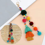 Summer Beach Shell Keychain Boho Style Hair Ball Tassel Keychain Colorful Pompom Keyring for Women Bag Hanging Pendants