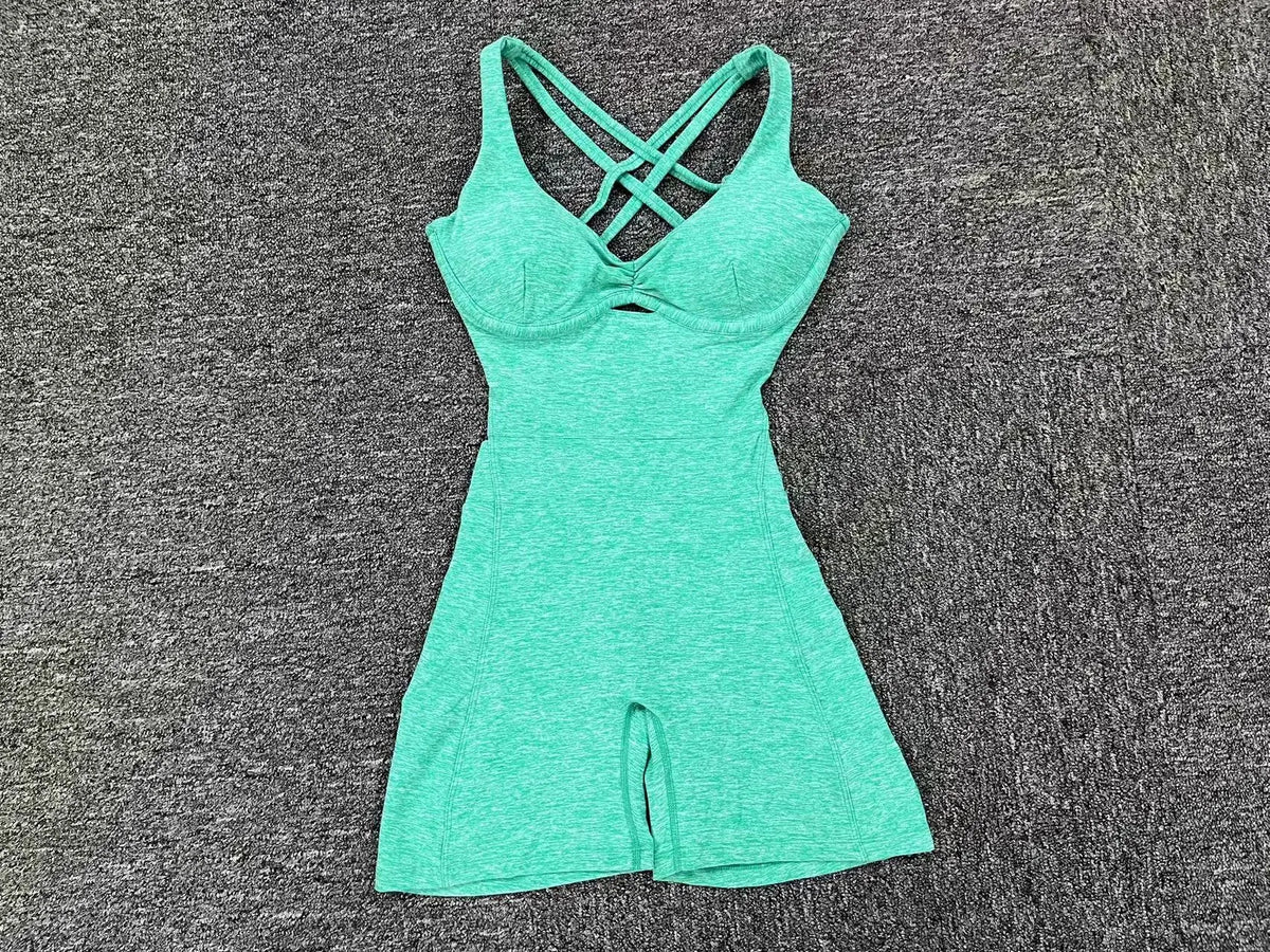 Adjustable double straps Open backV shape back design Scrunch butt No front seam Flatlock InseamRemovable pads BODYSUIT