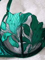 Exclusive green embroidery lingerie set for dates. Sexy see-through chiffon bra. High-end sensual women's underwear ZA824031
