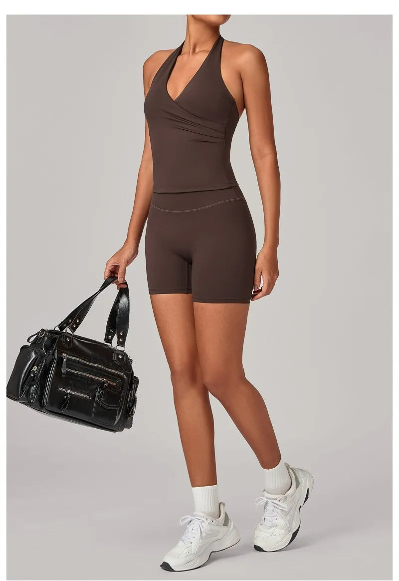 Women's Seamless Yoga Fitness Sets Sports Halter Neck Backless Vest Hip-lifting Slim Fit Shorts Suits Running Workout Gym Sets