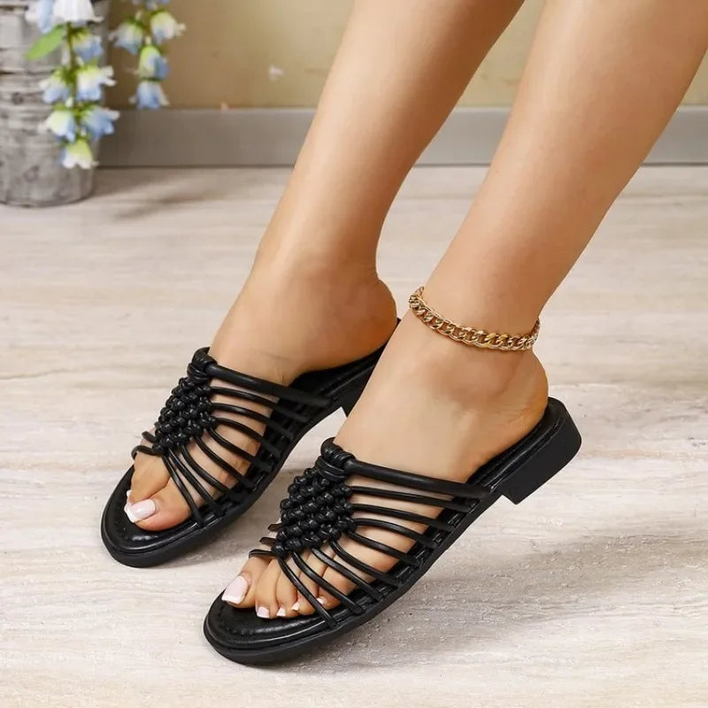 Women's new summer round head hollow breathable open toe flat bottom low heel plus size fish mouth fashion slippers