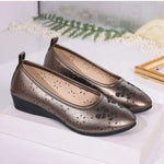 Comfortable Flat Bottom Mom ShoesSoft SurfaceWork Casual Women's Footwear Breathable Hollow