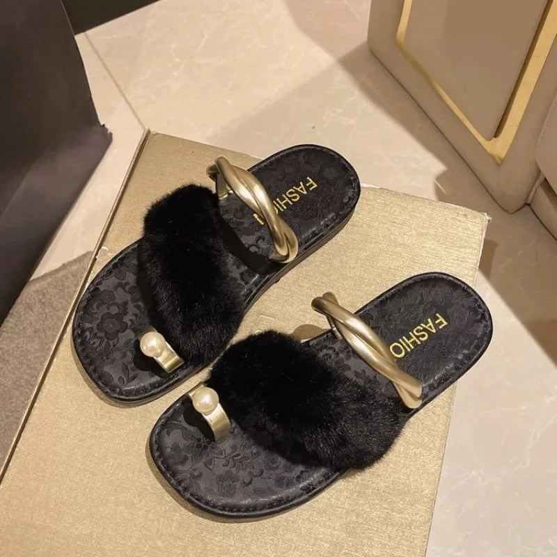 Sweet French Plush Slippers Casual Pearl Flat Flip-flops Anti-slip Fluffy Plush Sandals Slippers Summer