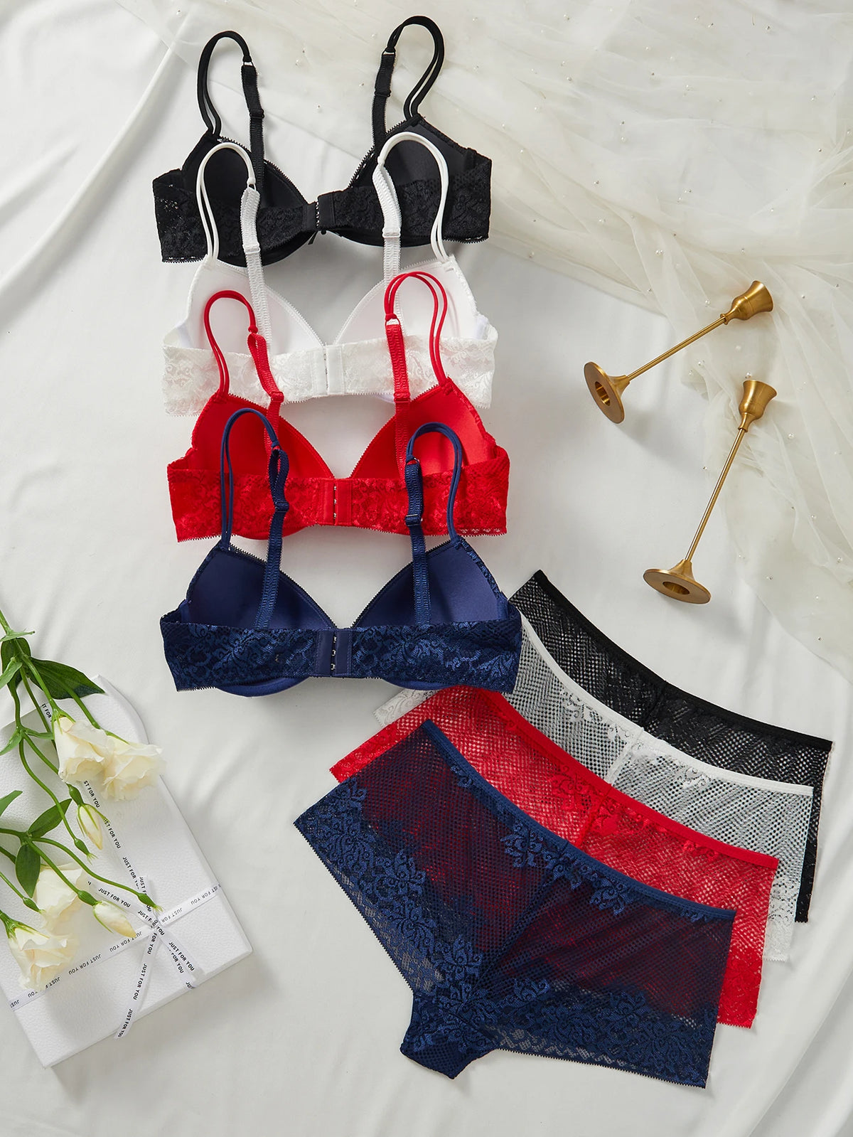 4-Piece Women's Floral Lace Lingerie Set Sexy Underwire Push-Up Bra Breathable Hollow Out Fashion Intimates