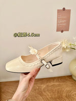 2026 Floral Rose Women Mary Jane Shoes Fashion Buckle Strap Thick Heel Shoes Ladies Elegant Daily Wedding Leather Dress Pumps