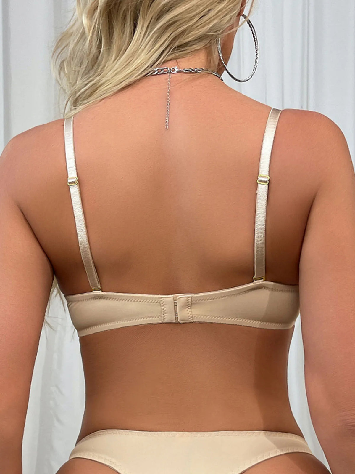 Sexy mesh stitching lingerie Ultra-thin padded padded soft underwire comfortable breathable bra