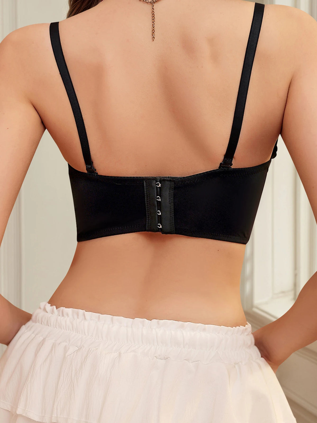 Push Up Bra Women Lace Up Front Decoration Bralette Sexy Plunge Bra with Shoulder Straps Black Pink Lingerie Underwear B2745