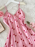 New Women's Pink Slip Nightdress Heart Print V Neck Spaghetti Strap Chemise Cute and Sweet Sleepwear for Party or Daily Life