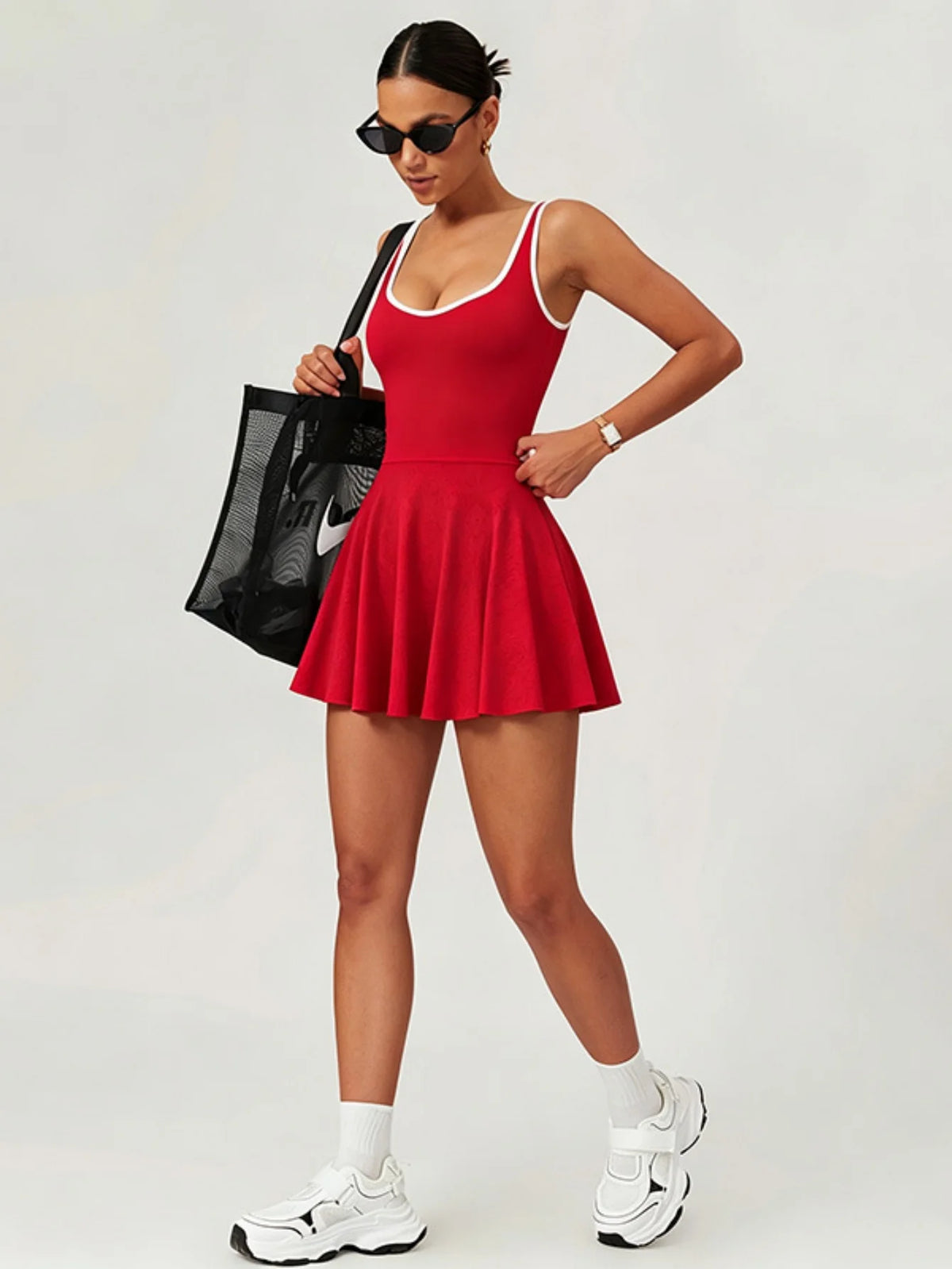 Naked Breathable Tennis Dresses with Built-in Pocket Shorts Women Color Contrast Hollow Out Backless Sports Golf Pleate Dress