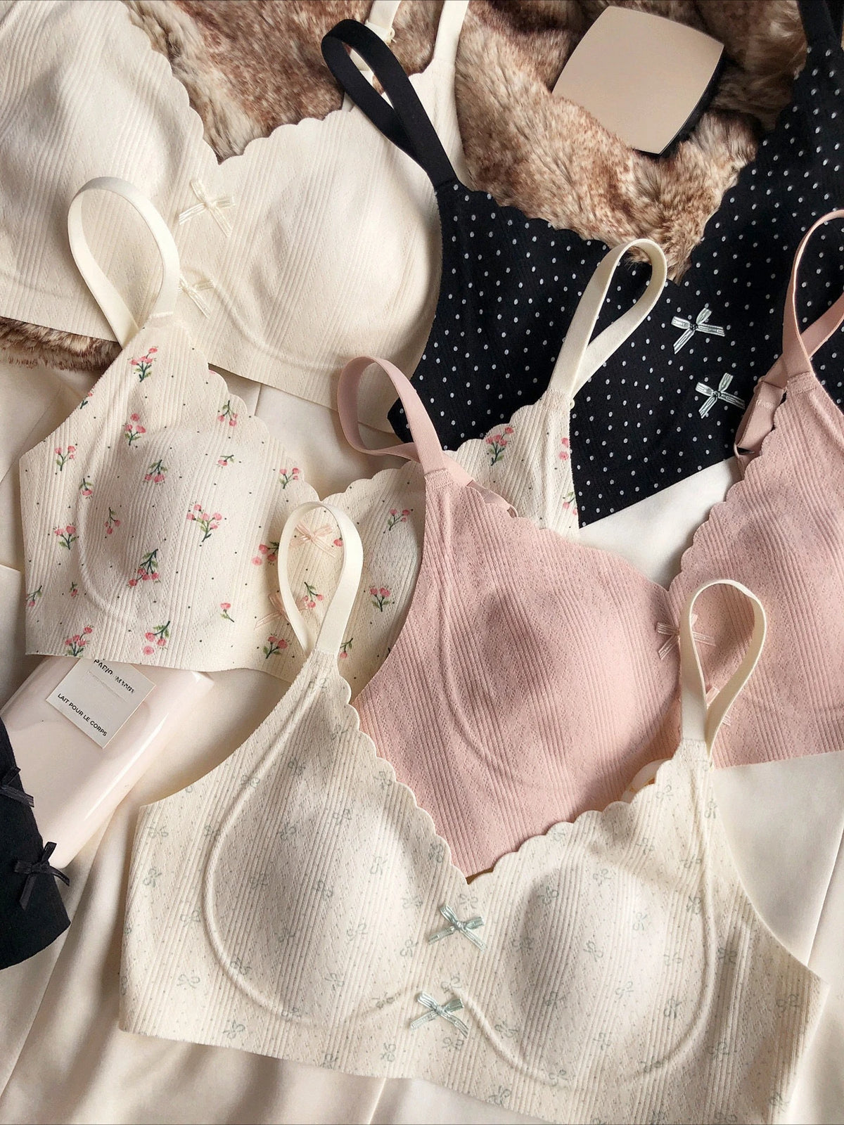 French Sweet Cute Print of flowers Underwear Women Sexy Ultra Thin Seamless Bra Summer Ice Silk Comfort Lingerie Wire Free Bras