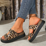 New Leopard Double Buckle Sandal for Woman Fashion 2025 Med Heel Flat Sandals Women Summer Non Slip Platform Sandal Female