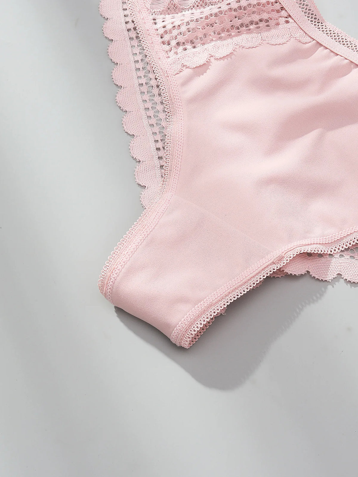 Brazilian Style Ice Silk Lace Girl Panties Hollow Out Sexy Low-rise Women's Hipster Cool Underwear Thong Briefs Lingeries Tanga