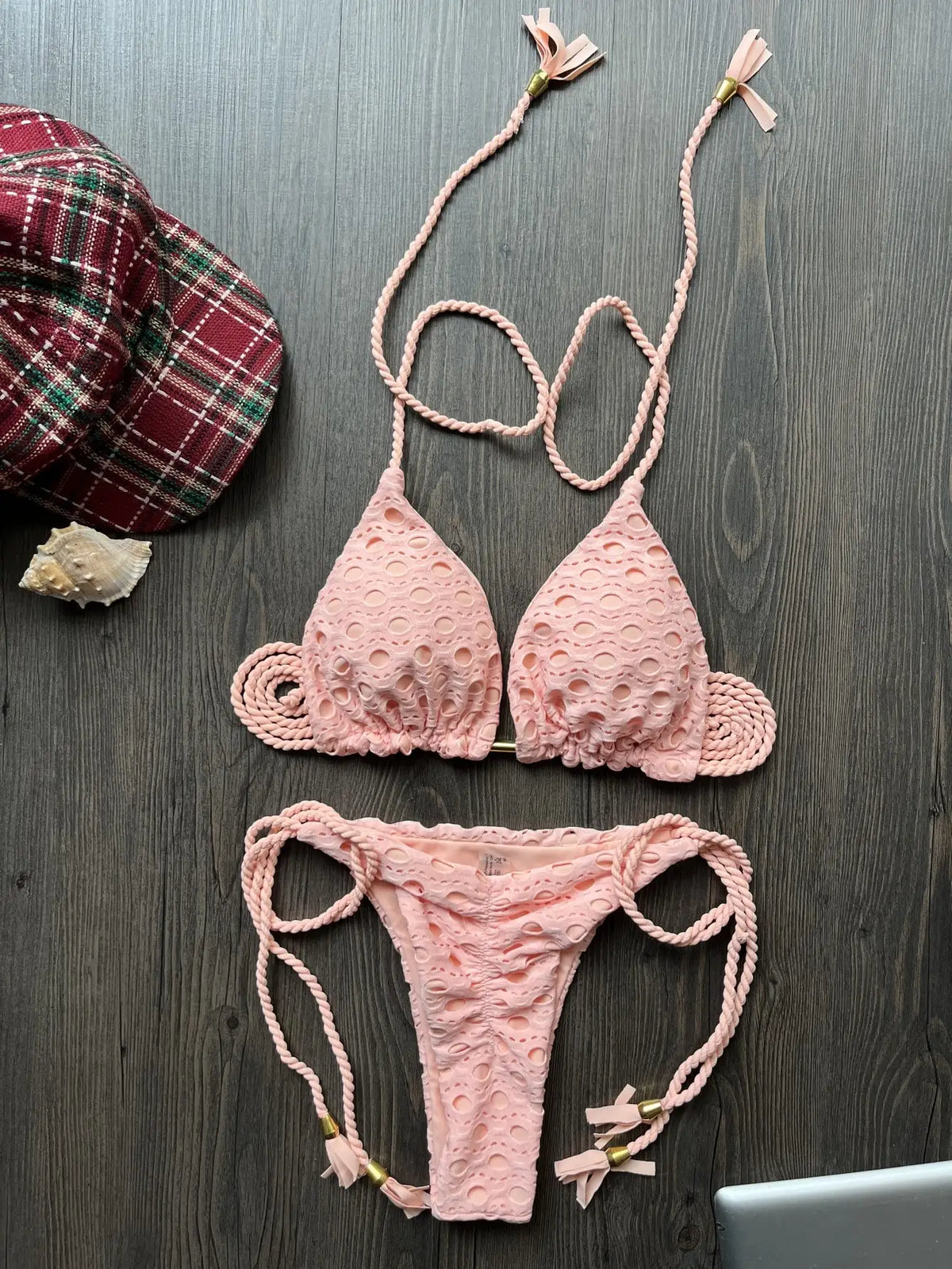 New Red Special Fabric Bikini Set Sexy Women's Hollow Fabric Split Swimsuit Summer Beach Bikini