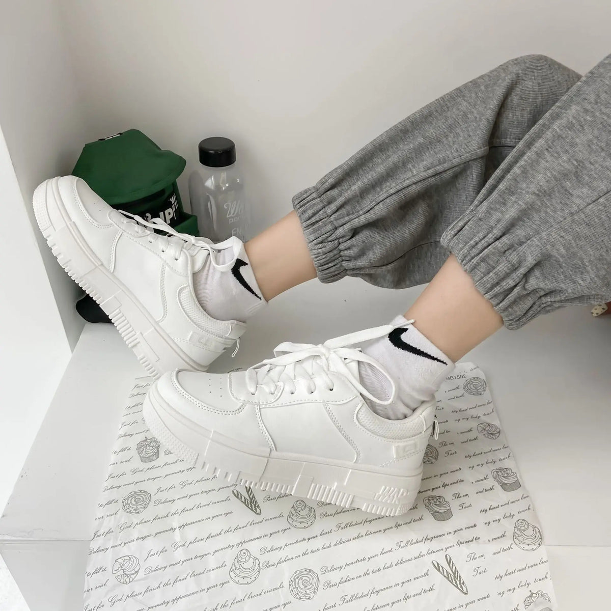 2022 Fashion Spring New Designer Hot Sale White Shoes Female Platform Sneakers Women Tenis Feminino Casual Female Shoes Woman