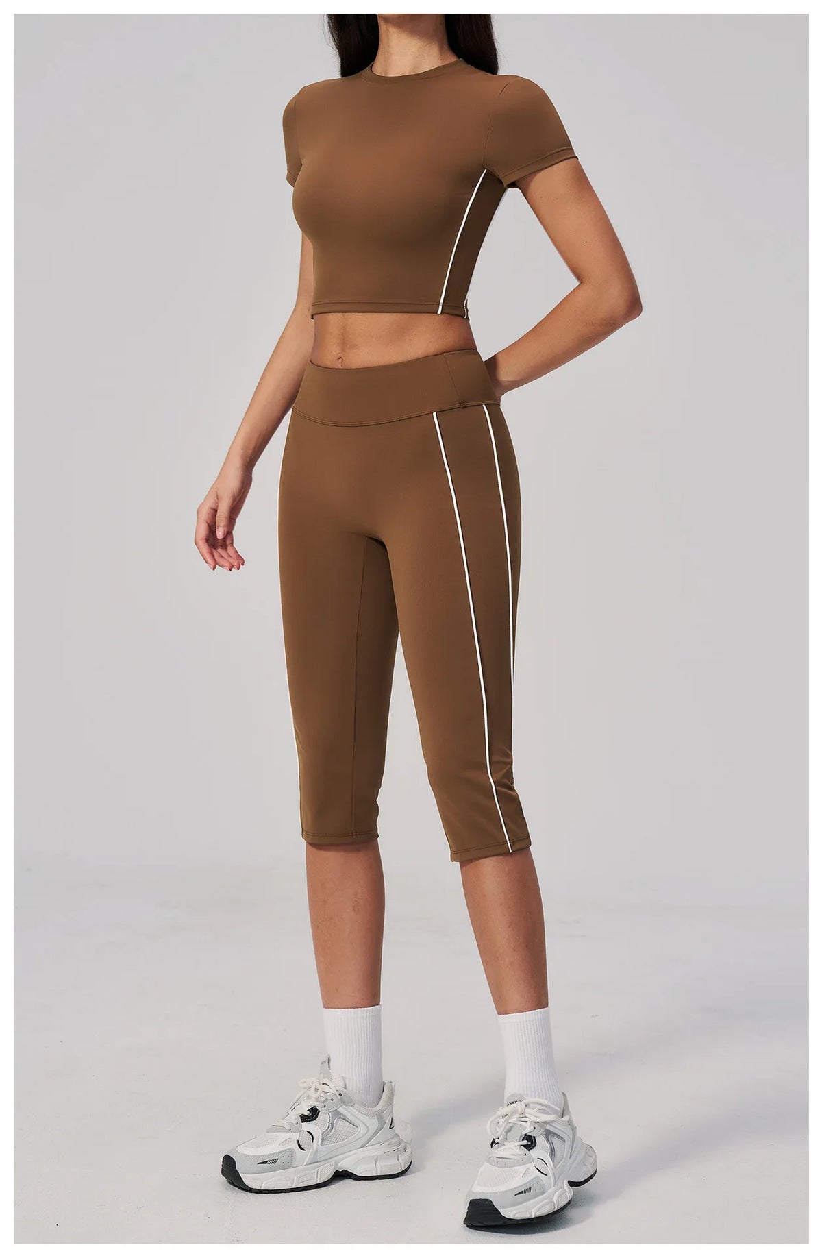 Color Blocked Yoga Suit Women Tracksuit Short Sleeve Shock-absorbing Sports T Shirts High Waist Pants Gym Running Fitness Suits