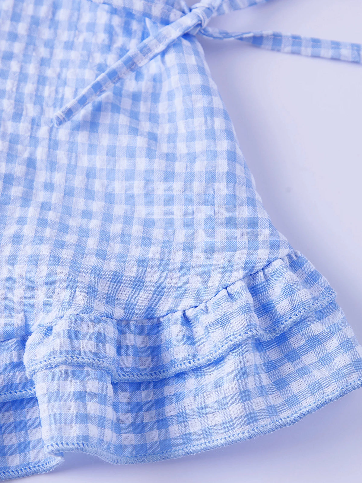Women Plaid Shirts Button Down Puff Short Sleeve Lapel Neck Tops Fashion Slim Fit Ruffle Trim Blouses Summer