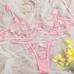 Toucheart Sexy Lingerie Set Transparent Feminine Sweet Mesh Embroidered Lace Bra Flower Applique Transparent Lingerie Women Kit