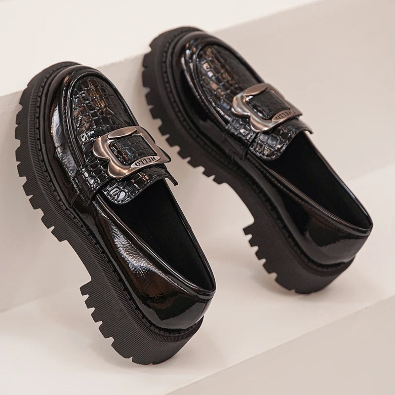 Fashion Metal Decor Platform Loafers Women 2026 Slip On Thick Sole Oxford Shoes Woman Plus Size Snake Pattern Pu Leather Shoes