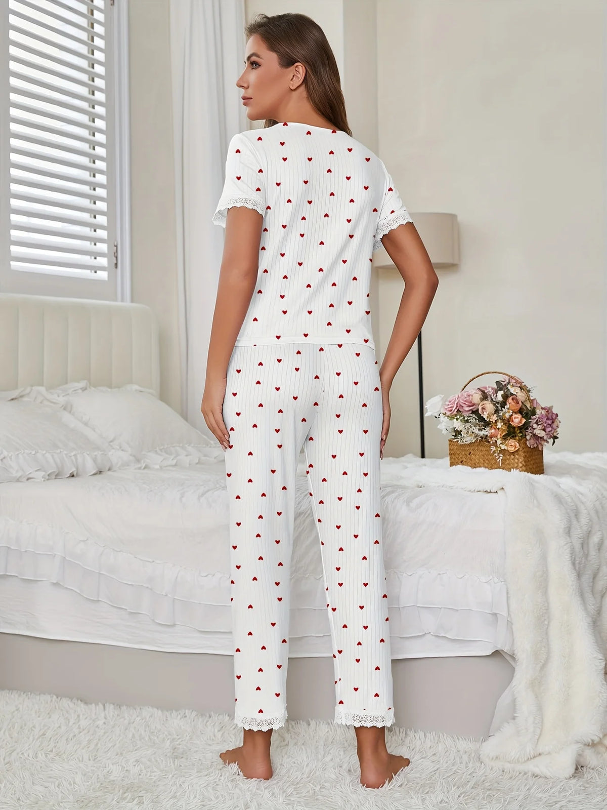 Comfortable Pajamas Set with Love Heart Printed for Women Sleepwear Short Sleeve Top and Pants Nightwear Homewear