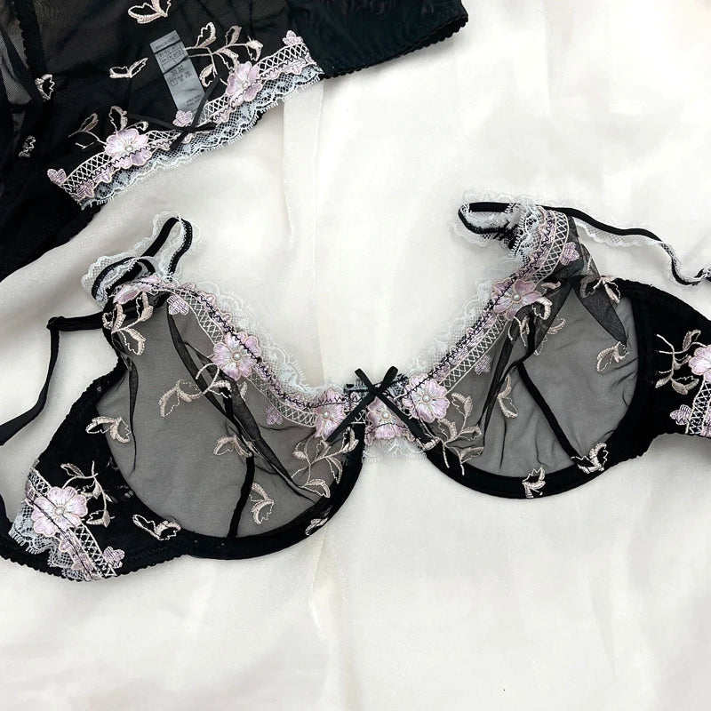 Pure Wind Ultra-thin Lace Underwear Women's Big Chest Small with Underwire Sexy Retraction Breast Support Breathable Bra Set ABC