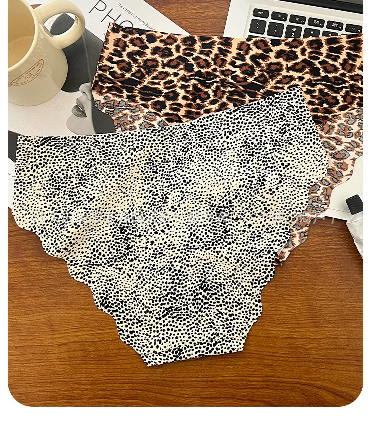 1pcs Seamless Panties Ladies Leopard Print Sexy Underwear Zebra Stripe Briefs Ice Silk Panty Invisible No Trace Solid Underpants
