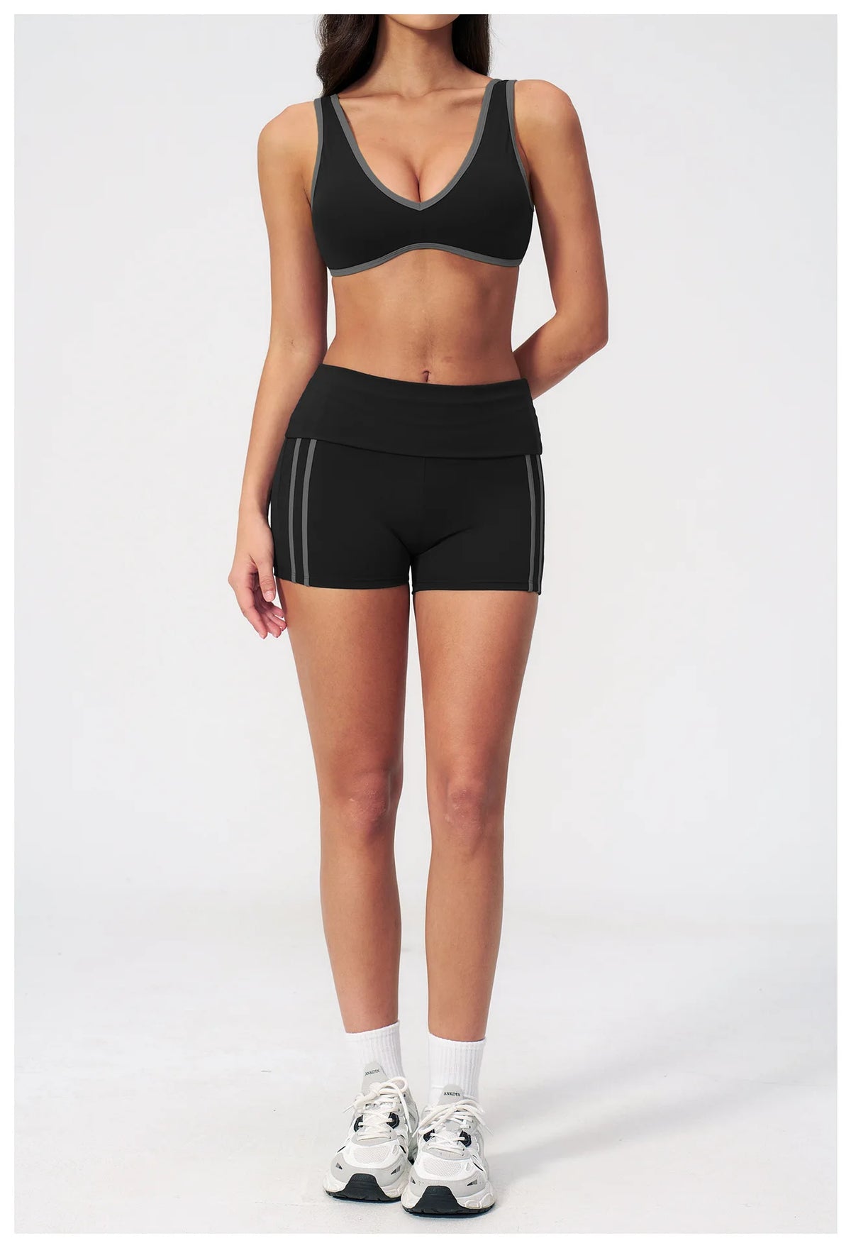 Tight Color Contrast Yoga Suit 2 Pieces Women V Neck Sports Bra Pleate High Waist Shorts Gym Running Fitness Suits Tracksuit