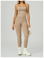2 Pieces Women's Seamless Yoga Set Fitness Running Sports Set Slim Fit High Waist Beautiful Back Tracksuit