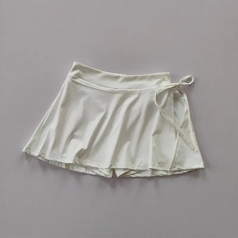 Women's sports yoga short skirt, badminton tennis skirt pants with inner pockets and side slit straps