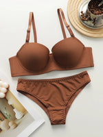 Hot selling solid color 2-piece underwear set multi-color daily four season Bra set comfortable to wear sexy Lingerie 2611