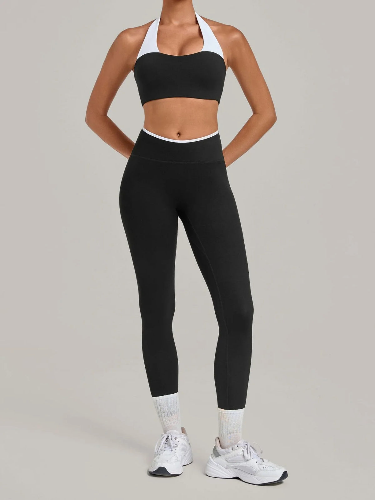 2 Pieces Color-block Yoga Sets WomenHanging Neck Sports Bra High Waist Pants Built-in Pockets Outdoor Fitness Workout Suit