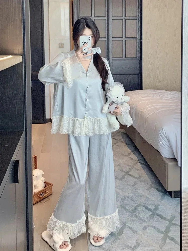 Spring and Autumn Satin New Style Temperament Ice Lace Lace Lace Silk Light Luxury Sleepwear Women's Home Clothes Outside Sweet