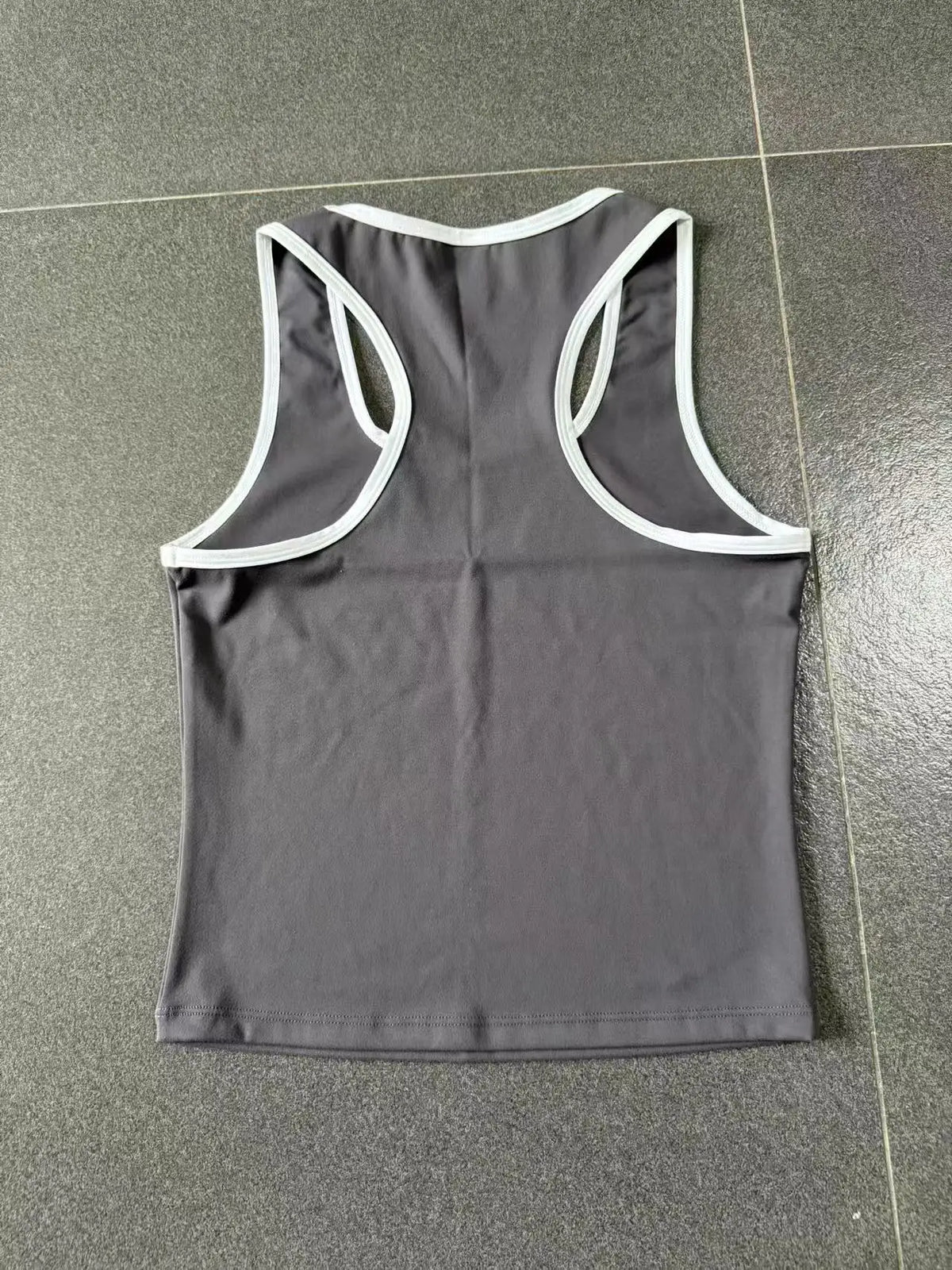 Sports Underwear Women's Sports Strappy Top Yoga Vest Fitness Tank Top Gym Beautiful Open Back Bra Running Workout Halter Bra