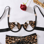 Toucheart Hollow Out Leopard Print Sexy Interesting Underwear Panty Irregular Laceup Slim Exposed Navel Sexy Stee Ring Underwear