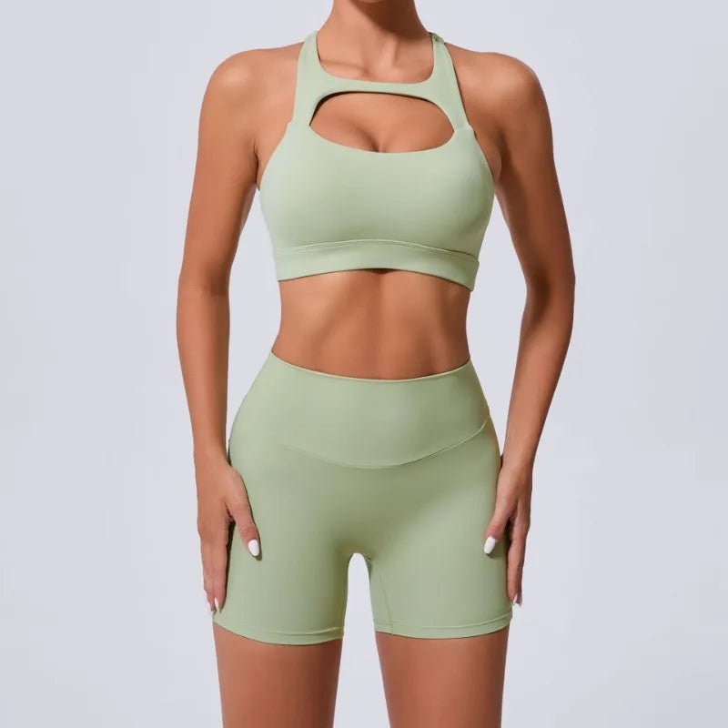 Seamless Yoga Sets Sports Fitness Peach Hip-lifting Pocket Shorts Cross Beauty Back Vest Suits Workout Gym Shorts Sets for Women