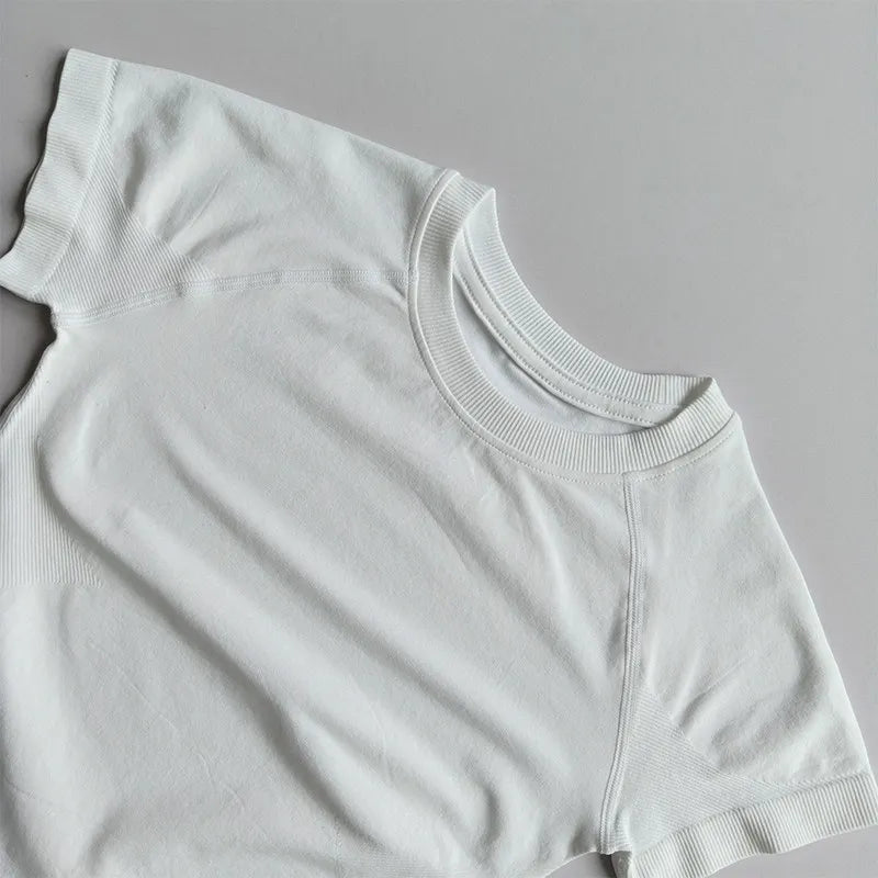 Women's Quick-Drying Short-Sleeved Yoga Sports T-Shirt Summer Outdoor Fitness Running Gym Training Wear Comfortable Breathable G