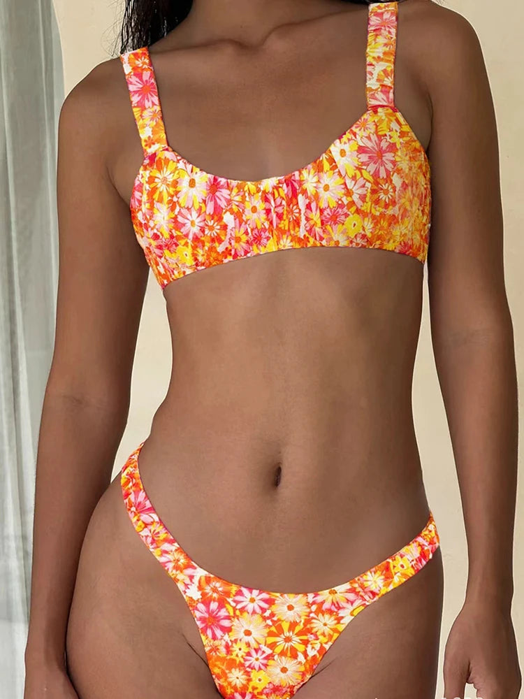 New Printed Bathing Suit Women Two-piece Backless Swimwear Sexy Beach Fashion Thongs Summer New Female Split Swimsuit