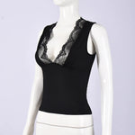 2026 Spring Summer New Arrival Elegant Sleeveless Women's Short Top Chic Fitted Lace-Panel Deep V-Neck Crop Tank Top Commute