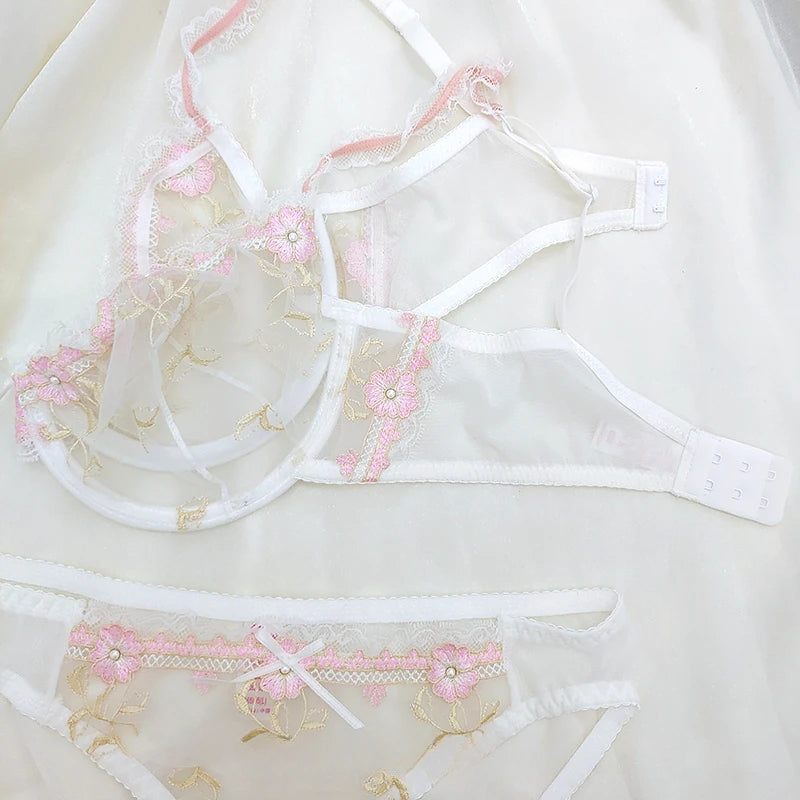 Pure Wind Ultra-thin Lace Underwear Women's Big Chest Small with Underwire Sexy Retraction Breast Support Breathable Bra Set ABC