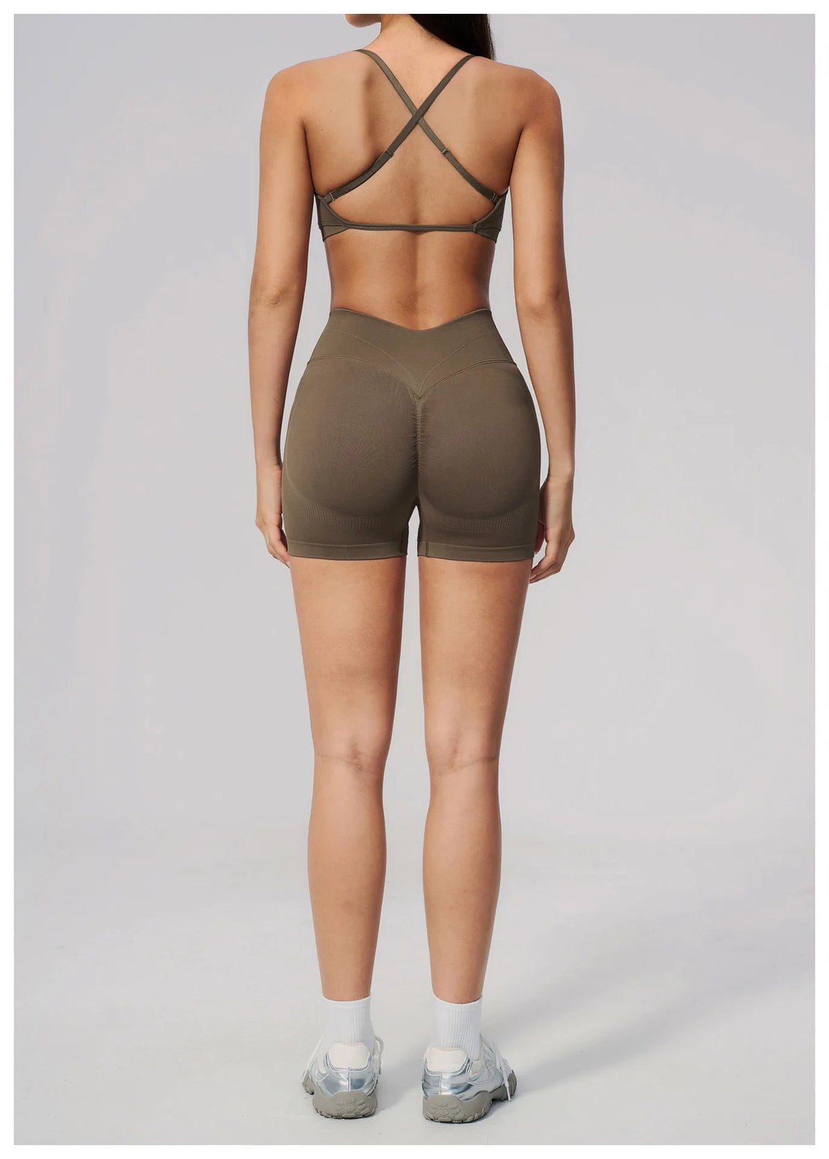 Seamless Yoga Excersize Sets Women Cross Back Sports Bra Tracksuit Workout Clothes High Waist Hip Lifting Shorts Fitness Suits
