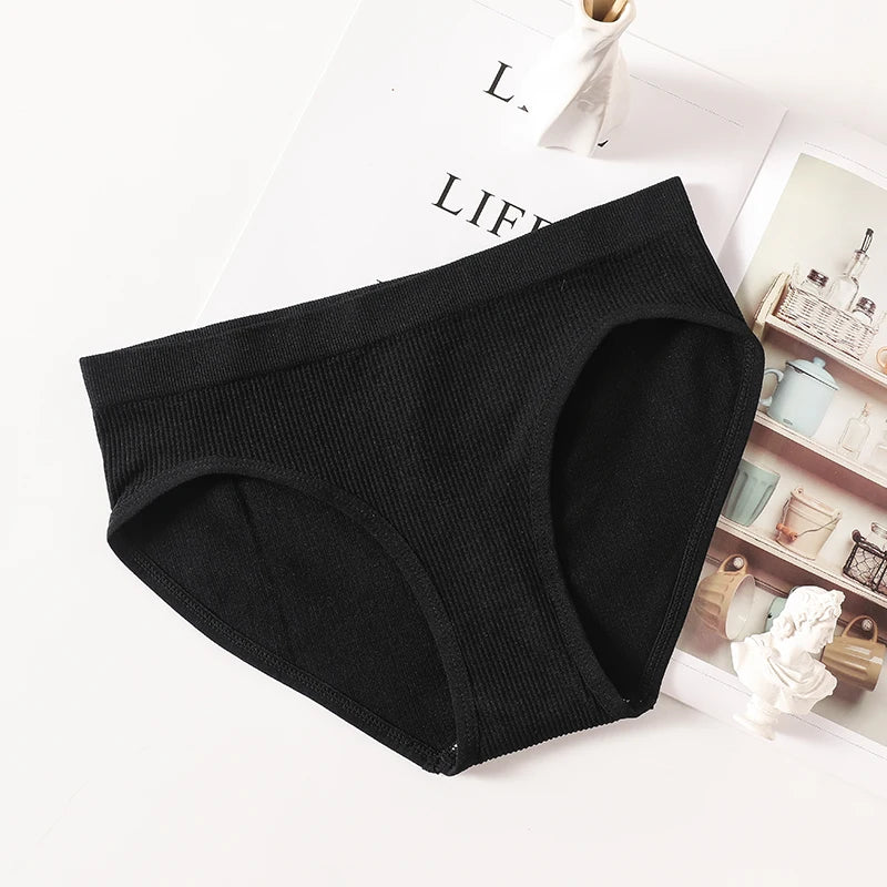 Women's Panties Low Rise Briefs Seamless Underwear Female Underpants Lingerie Sexy Ladies Panties M-L Comfort Intimate