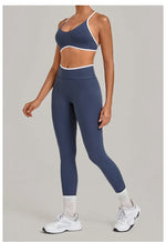 Women's Seamless Yoga Sets Sports Fitness Gym Sleeveless Vest Hip-lifting Slim Fit Pants Suits Running Training Workout Sets