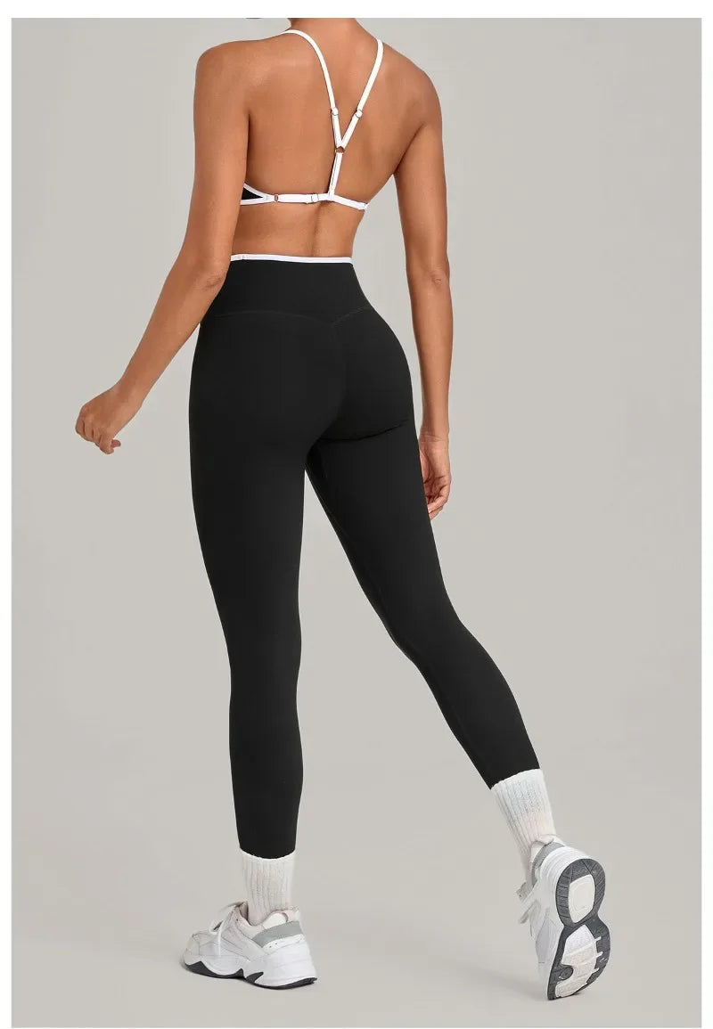 Women's Seamless Yoga Sets Sports Fitness Gym Sleeveless Vest Hip-lifting Slim Fit Pants Suits Running Training Workout Sets