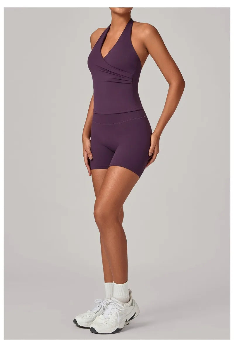 Women's Seamless Yoga Fitness Sets Sports Halter Neck Backless Vest Hip-lifting Slim Fit Shorts Suits Running Workout Gym Sets