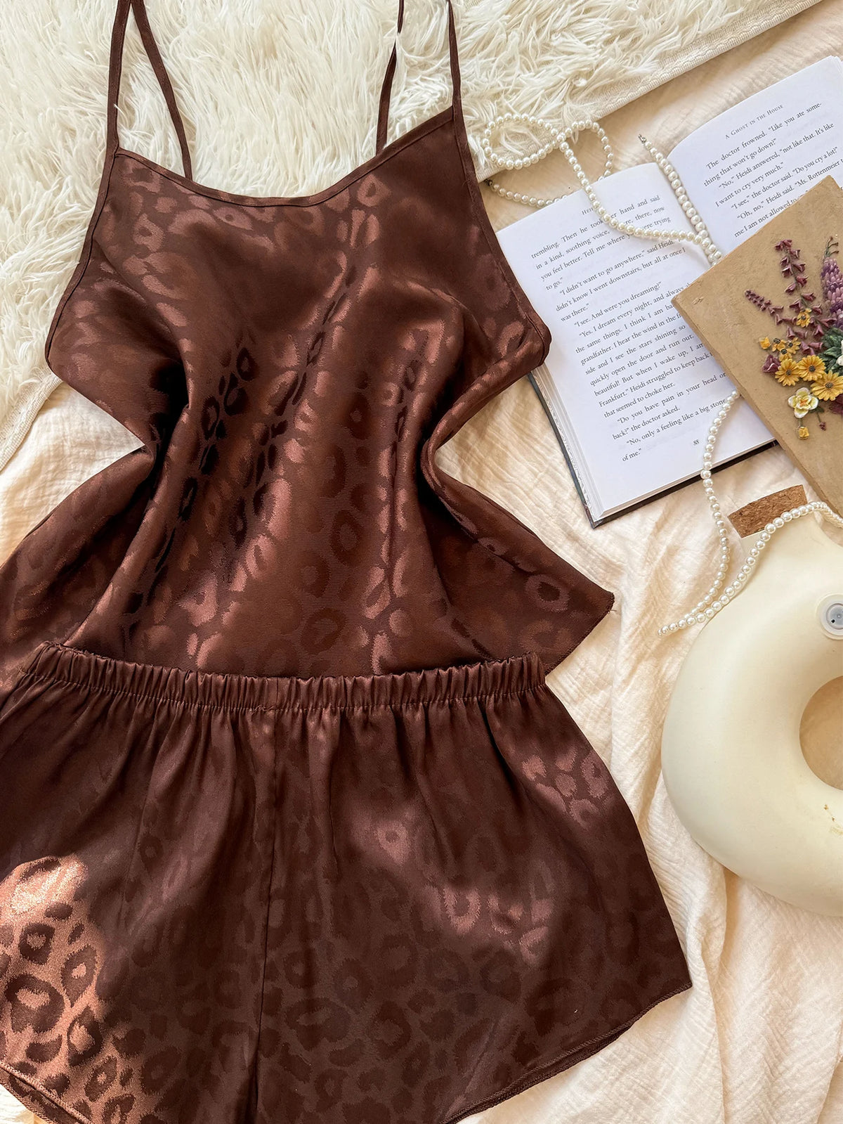 Fashion Leopard PrintWomen Pajamas Set 2 Piece Elegant Sleepwear Round Neck Top Paired with Shorts for Home