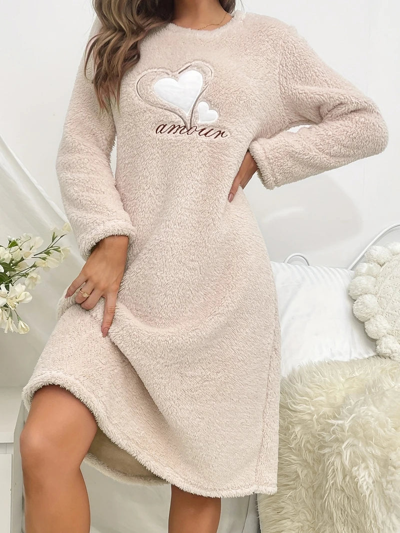 Super-Soft Flannel Nightgown Pink Heart Embroidery Long-Sleeve Round Neck Dress Comfortable Fit Warm Women's Homewear Loungewear